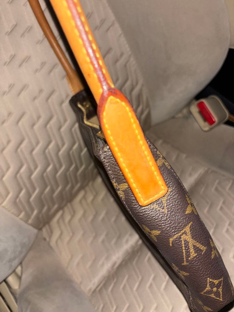 Louis Vuitton ルイヴィトン　ルーピングショルダーバッグ 美品