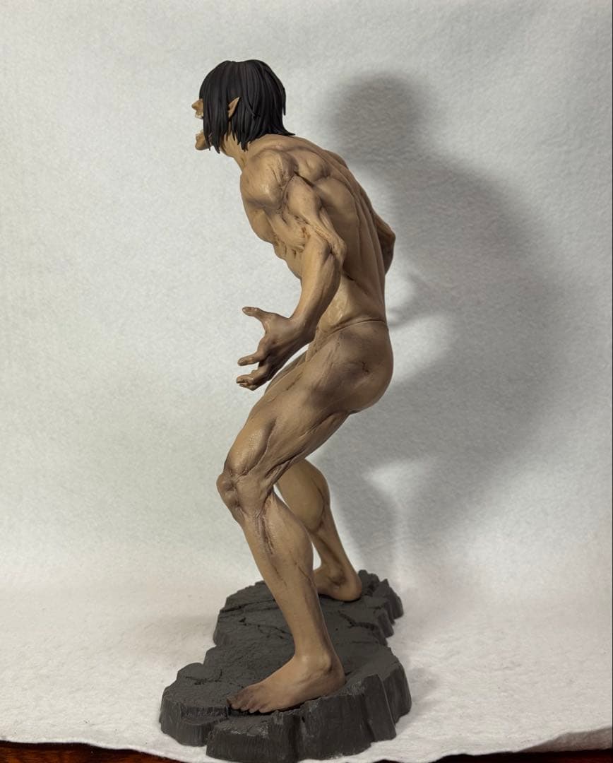 一番くじ 進撃の巨人 壁の外の世界 ラストワン賞 エレン （巨人） 開封品