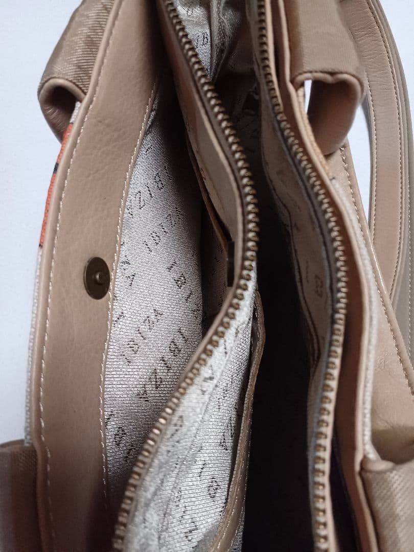 IBIZA 　イビサ　2ウェイショルダーバッグ