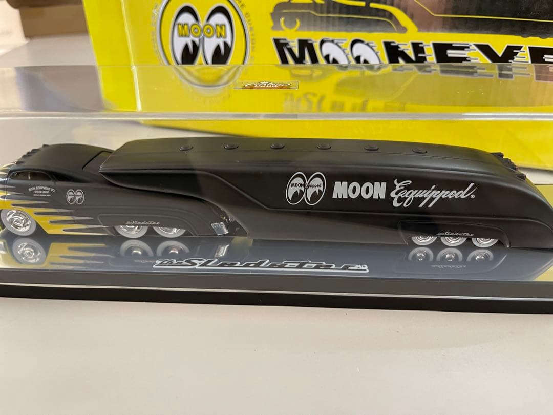 【値下げ】ムーンアイズ　ミニカー　トレーラー