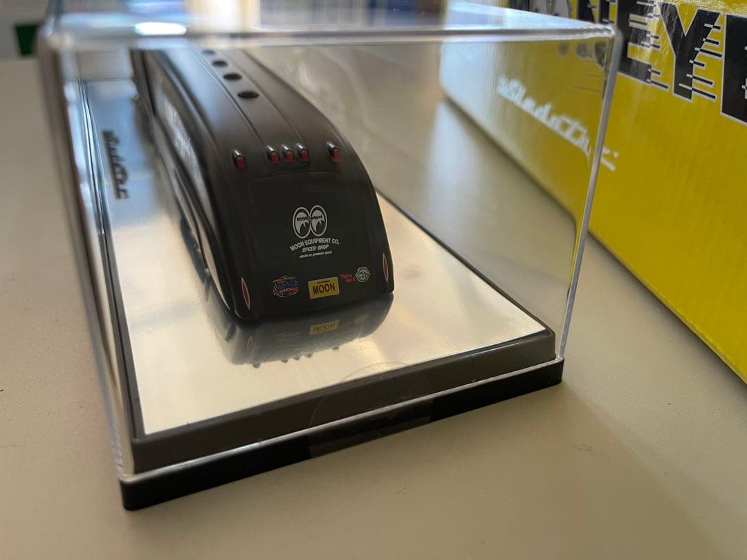 【値下げ】ムーンアイズ　ミニカー　トレーラー