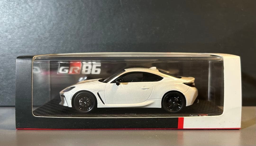 【GR公式品】1/43 Spark トヨタ GR86 クリスタルホワイトパール