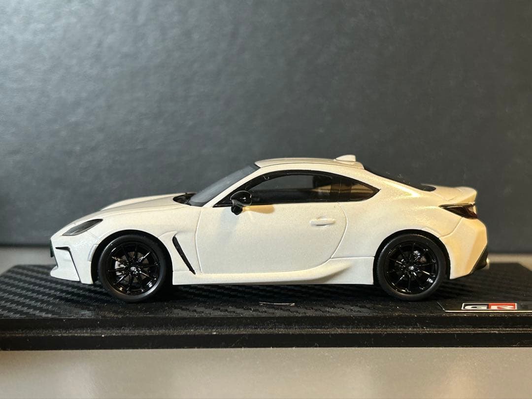 【GR公式品】1/43 Spark トヨタ GR86 クリスタルホワイトパール