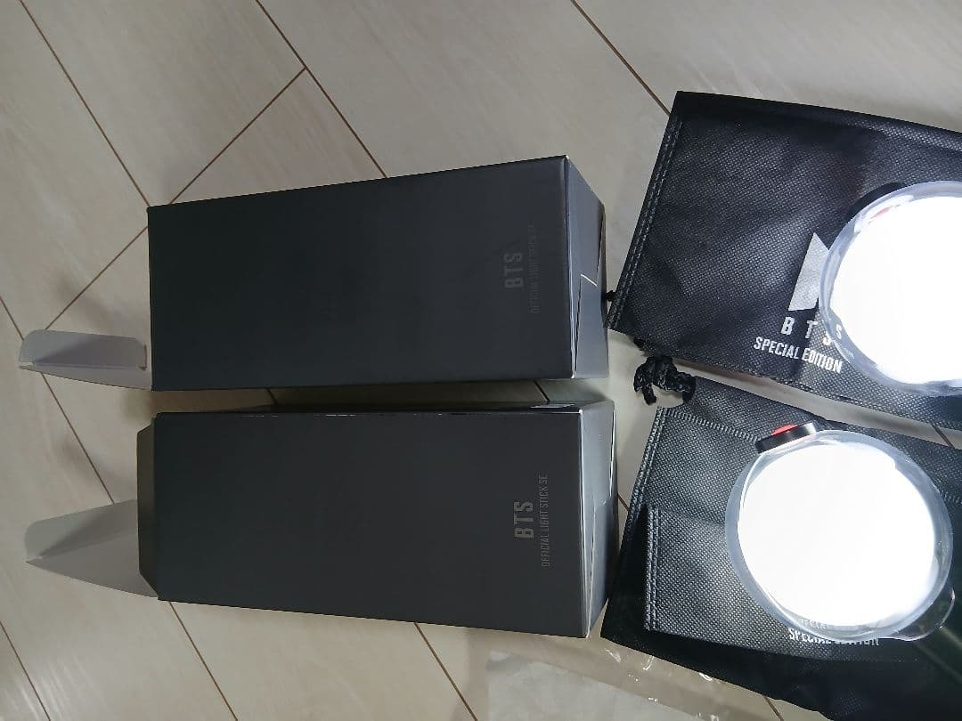 BTS オフィシャルライトスティック　SE（Ver.4）2本セット　写真のみです