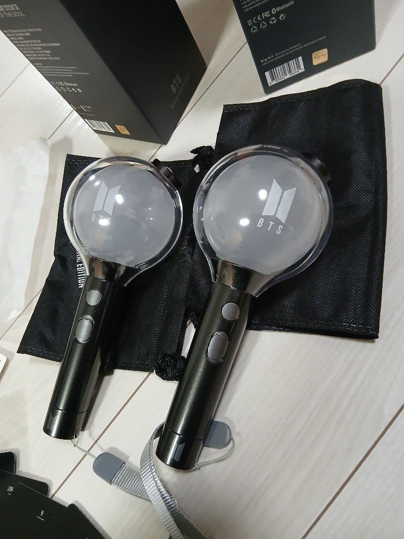 BTS オフィシャルライトスティック　SE（Ver.4）2本セット　写真のみです