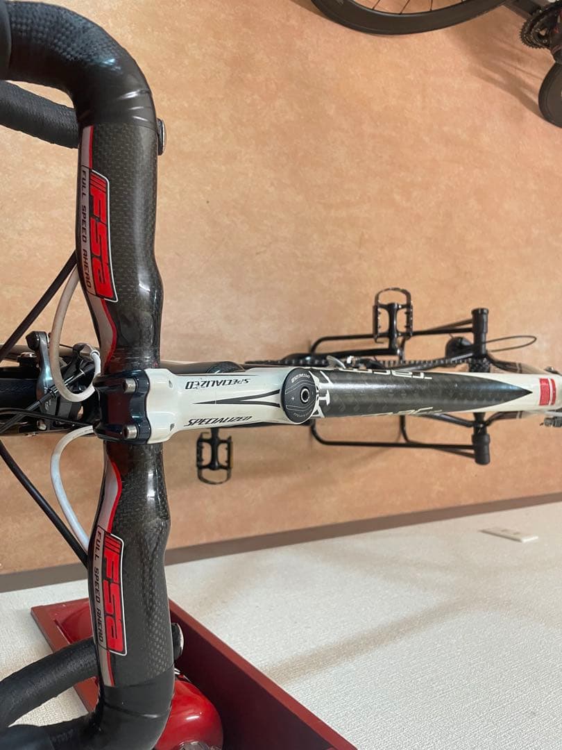 SPECIALIZED Tarmac ロードバイク ヘルメット付き