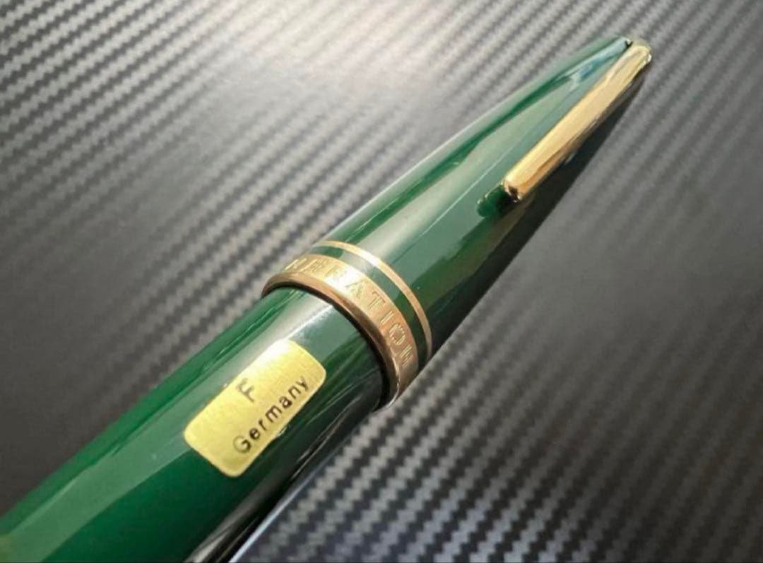 未使用に近い モンブラン ジェネレーション 万年筆 オリーブグリーン F 細字