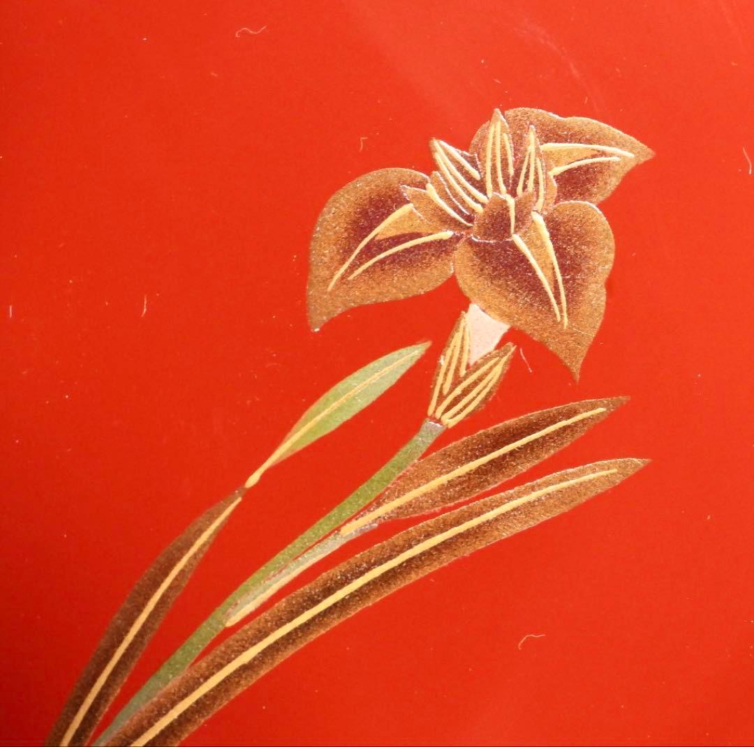 美品★輪島塗 蒔絵師 西塚栄治在銘★花蒔絵 漆塗 飾皿二枚セット★共箱付き