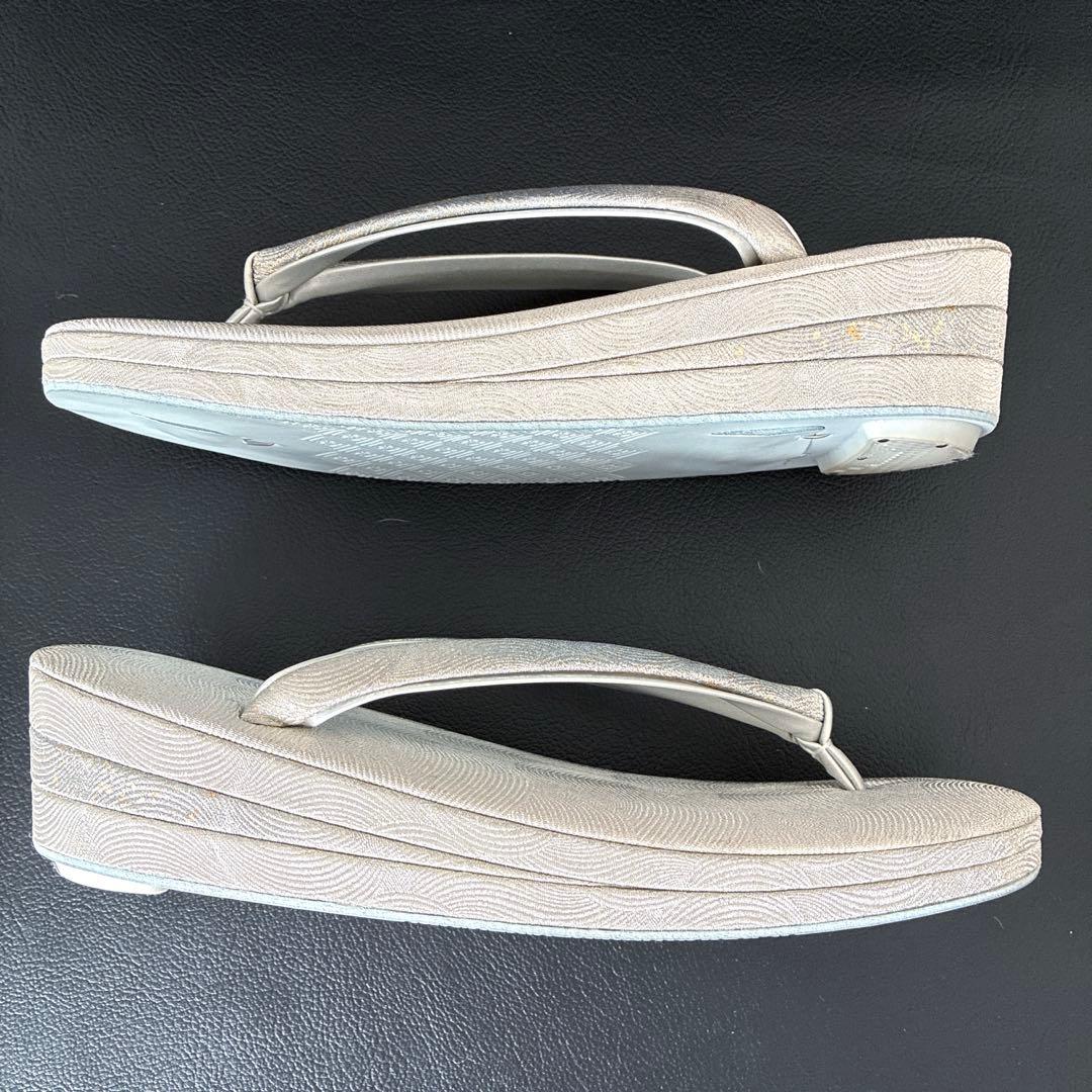 355草履バッグセット皮革製 礼装用 銀糸 金糸 シンプル 留袖 訪問着 着物