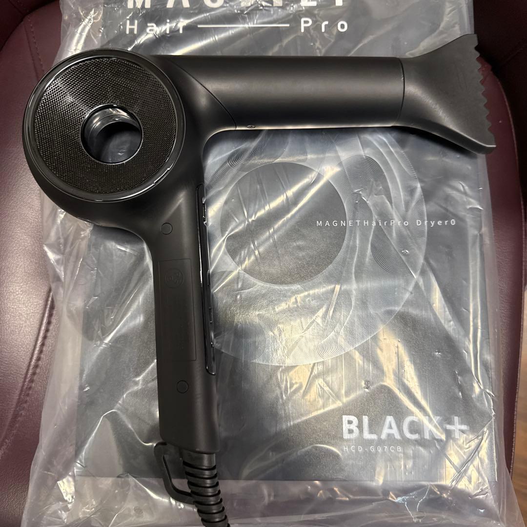 【HOLISTIC cures】 マグネットヘアプロドライヤー ゼロ＋　ブラック