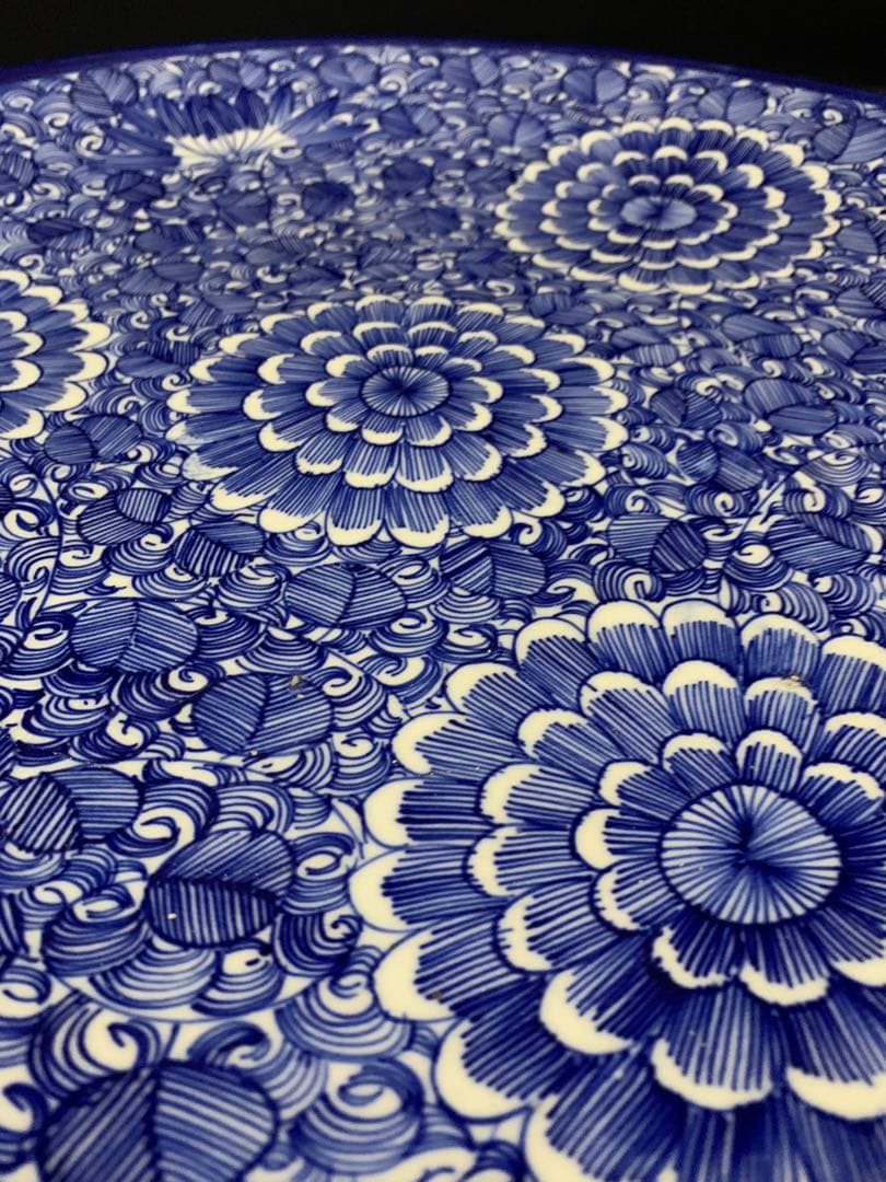 古伊万里　染付　ベロ藍　線描き　花　約直径46.5cm 大皿　太明成化年製