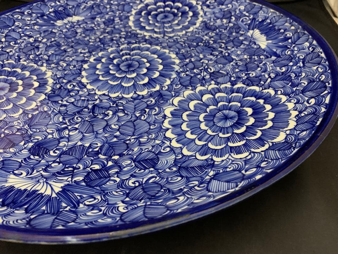 古伊万里　染付　ベロ藍　線描き　花　約直径46.5cm 大皿　太明成化年製