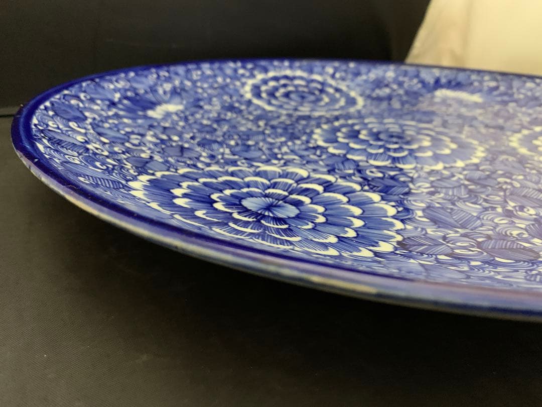 古伊万里　染付　ベロ藍　線描き　花　約直径46.5cm 大皿　太明成化年製