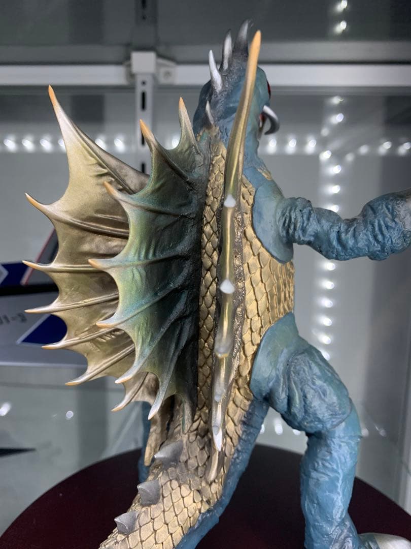 ガイガン　フィギュア　1972