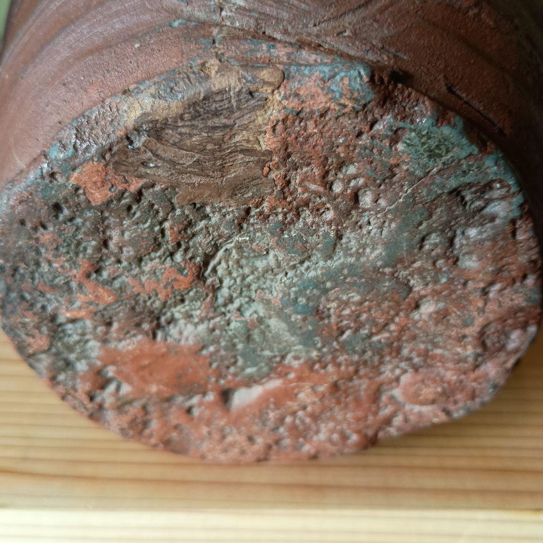 古備前 青胡麻窯変波状文壷　 窯印／　室町