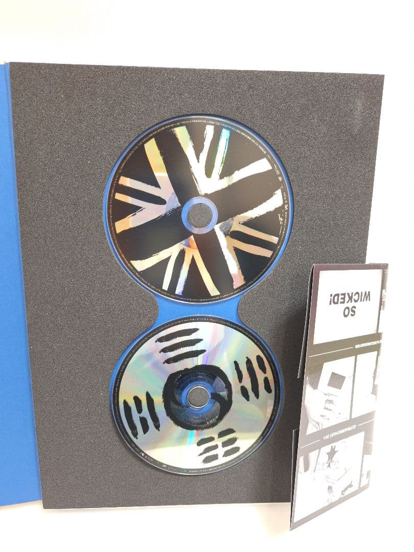 BIGBANG EXTRA ORDINARY 20's写真集DVD2枚　特典付