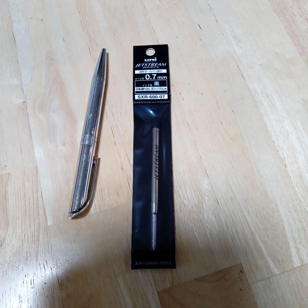 ブルガリ　回転式ボールペン　シルバー　替芯付き