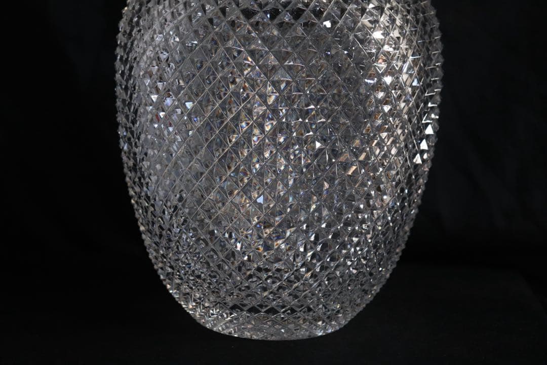 NGL クリスタル　カットガラス花瓶　送料込み251023