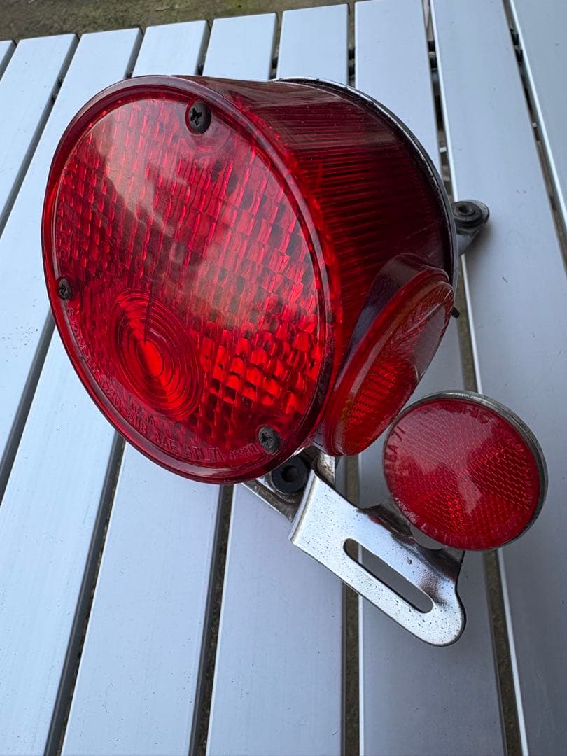 ヤマハ　YAMAHA ＴＸ５００/テールランプ