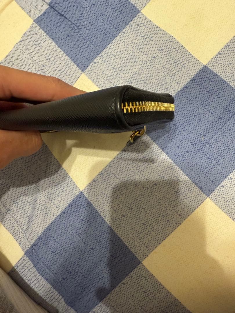 PRADA マルチケース