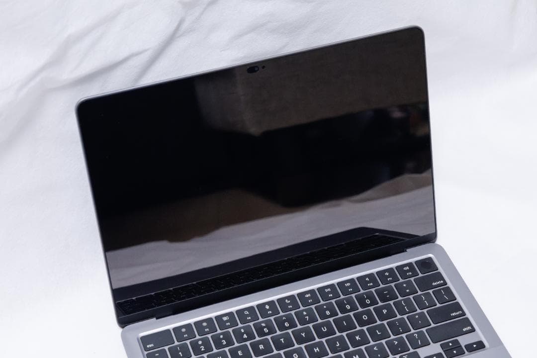 US配列 Apple MacBook Air M2 10コアGPU 512GB