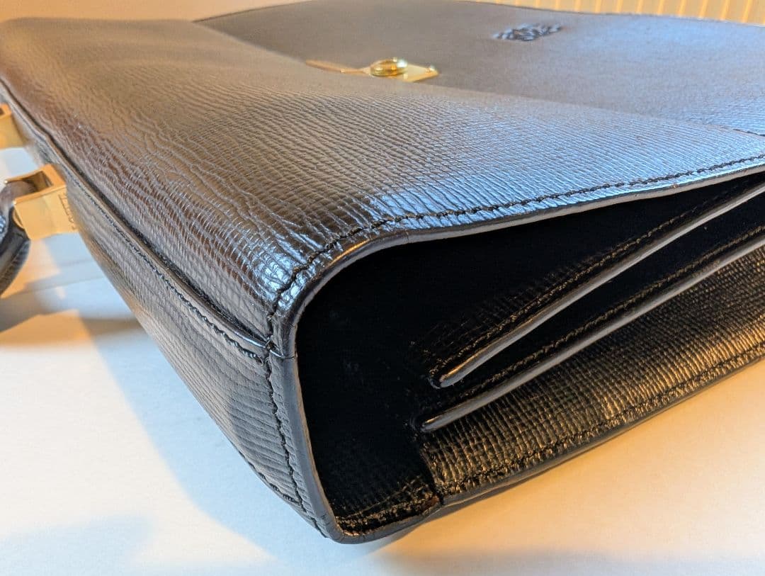 美品未使用〈LOEWEロエベビジネスバッグ アナグラム ブラックレザー〉