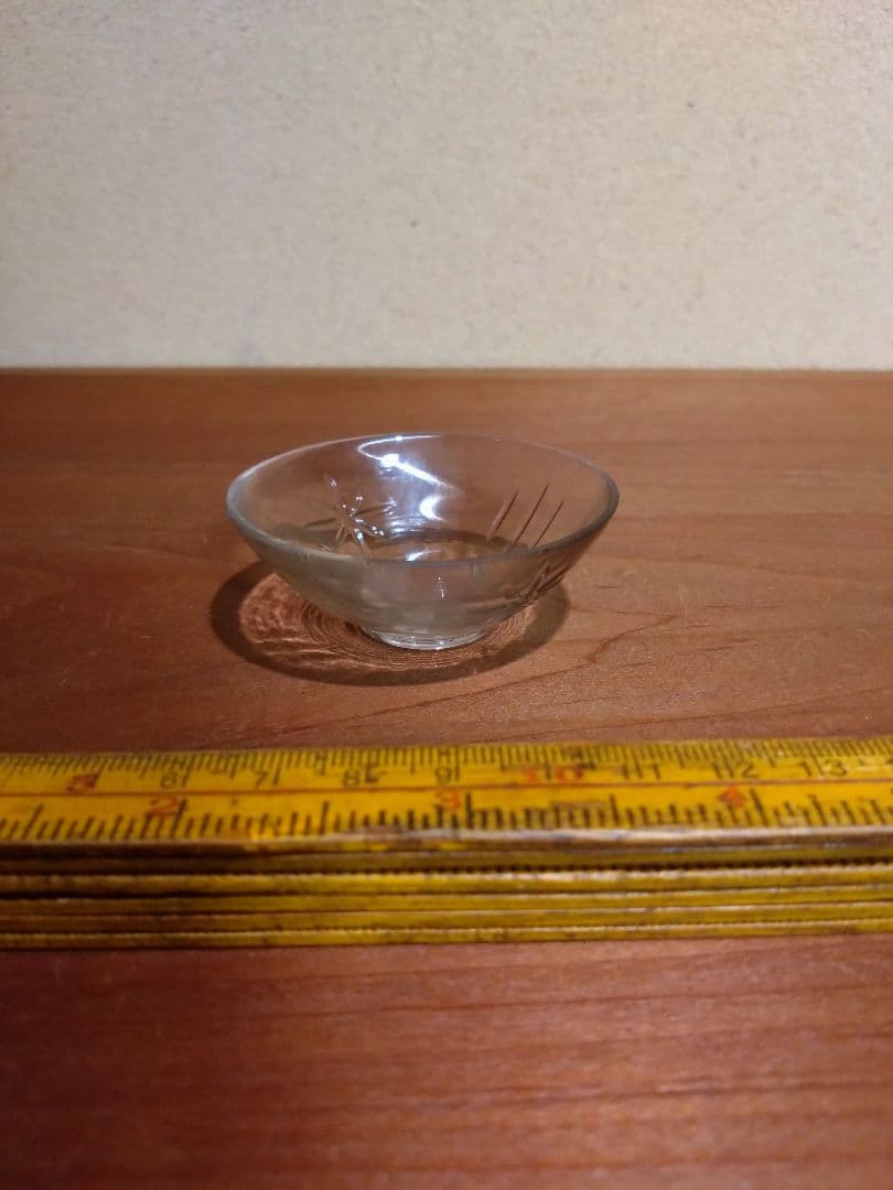 明治大正ガラス 星形菊花紋 盃