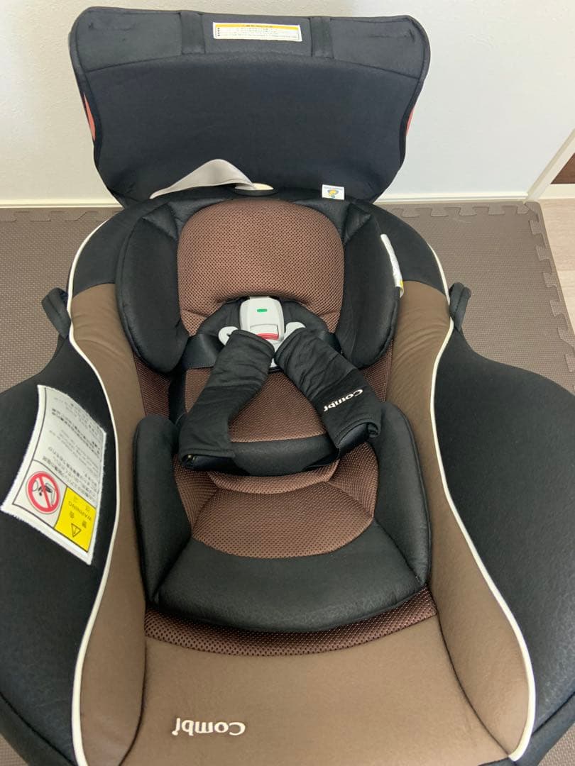 美品　コンビ combi 回転式チャイルドシート　チャイルドシート