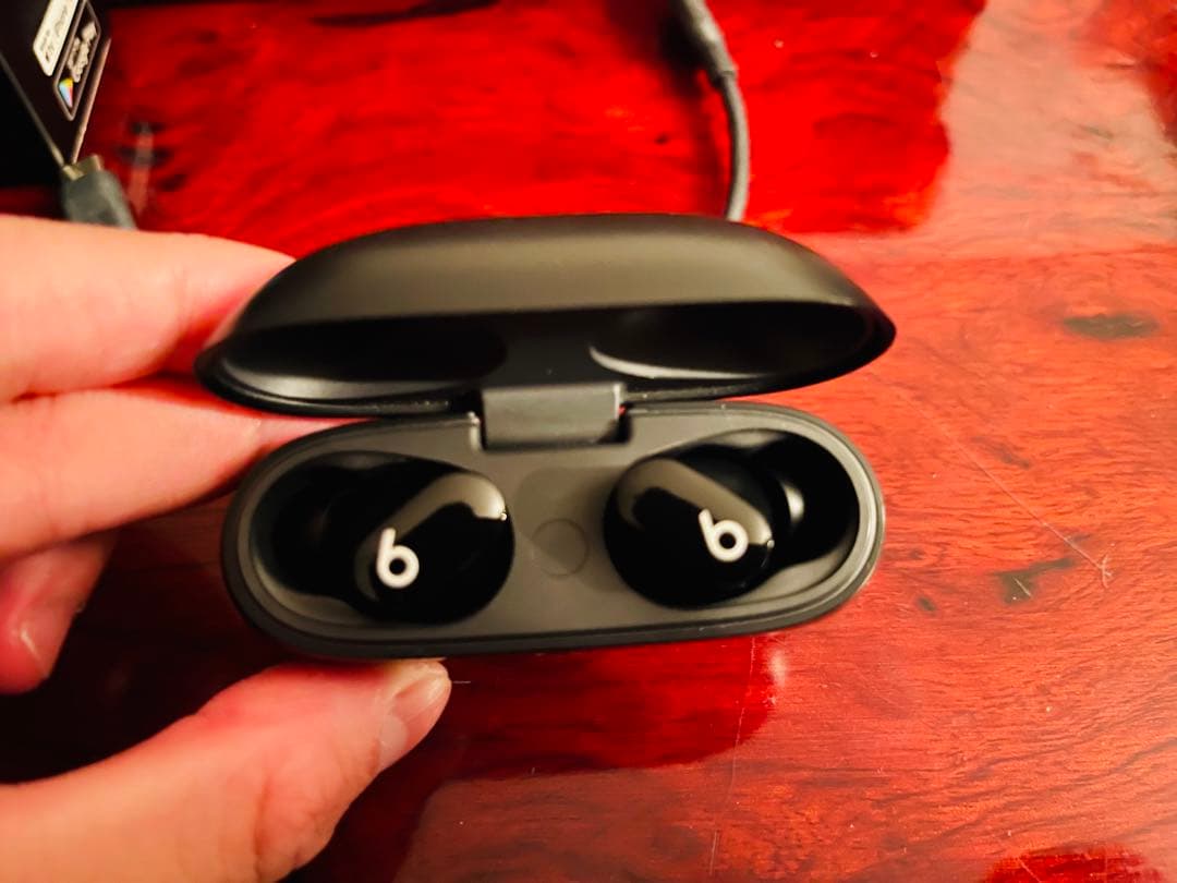 ヘッドホン Beats by Dr Dre STUDIO BUDS BLACK