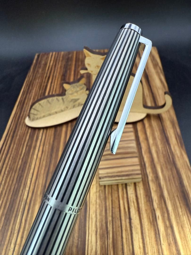 Pilot 万年筆 CUSTOM K-500SS 蝕刻ストライプ 18KWG