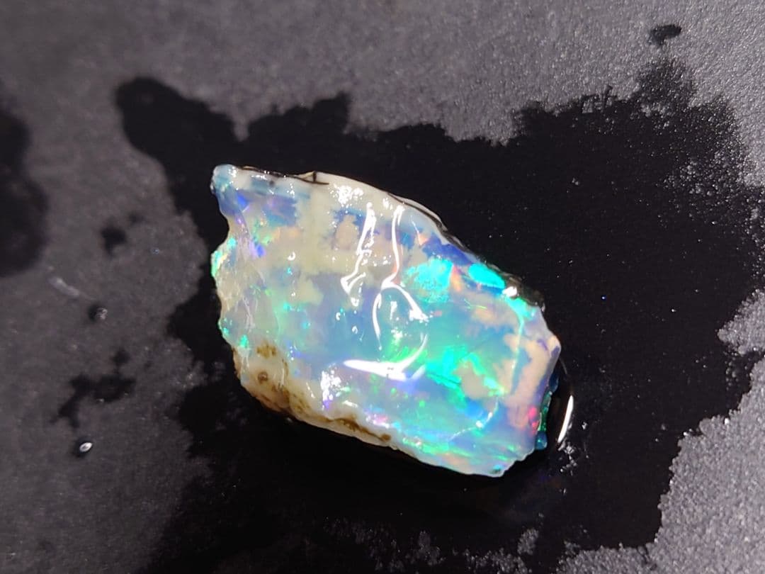 エチオピアウェロ産　チョーク　オパール　原石　鉱物標本