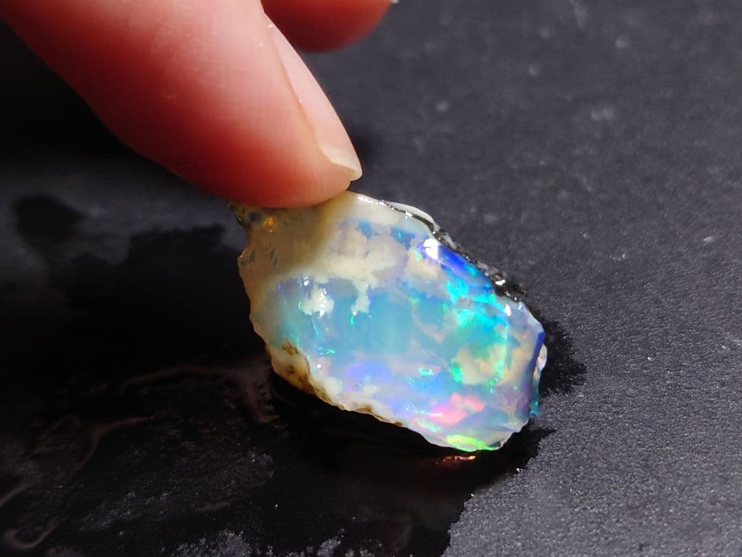 エチオピアウェロ産　チョーク　オパール　原石　鉱物標本