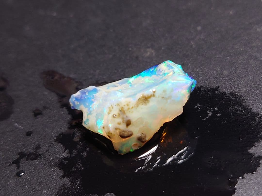 エチオピアウェロ産　チョーク　オパール　原石　鉱物標本