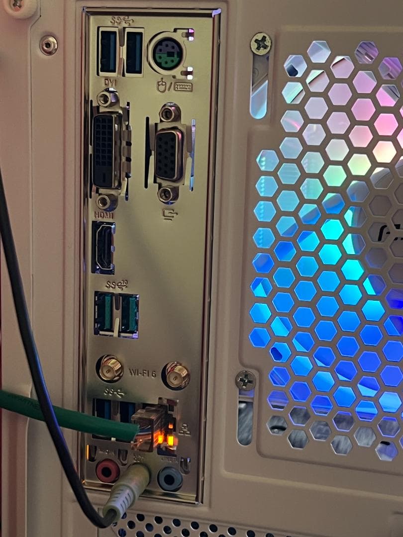 ががが　白ゲーミングPC/Ryzen9/RTX3070