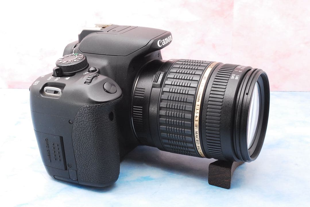 キャノン Kiss X7i☆便利な高倍率レンズ付☆一眼レフカメラ☆バッグ付