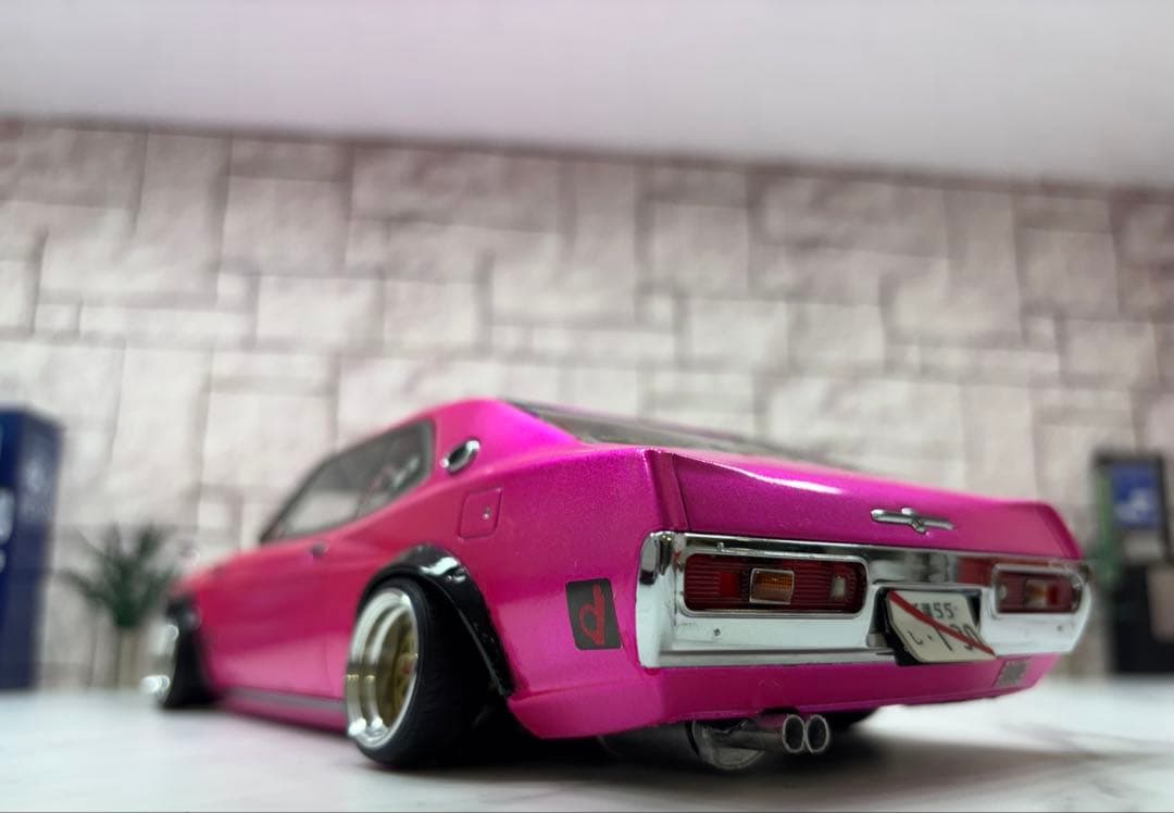 1/18ミニカー　IGブタケツローレル　弥生深リムセミワークスカスタム