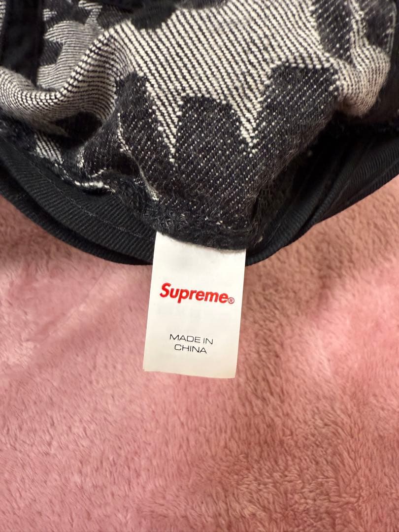Supreme グラフィティキャップ