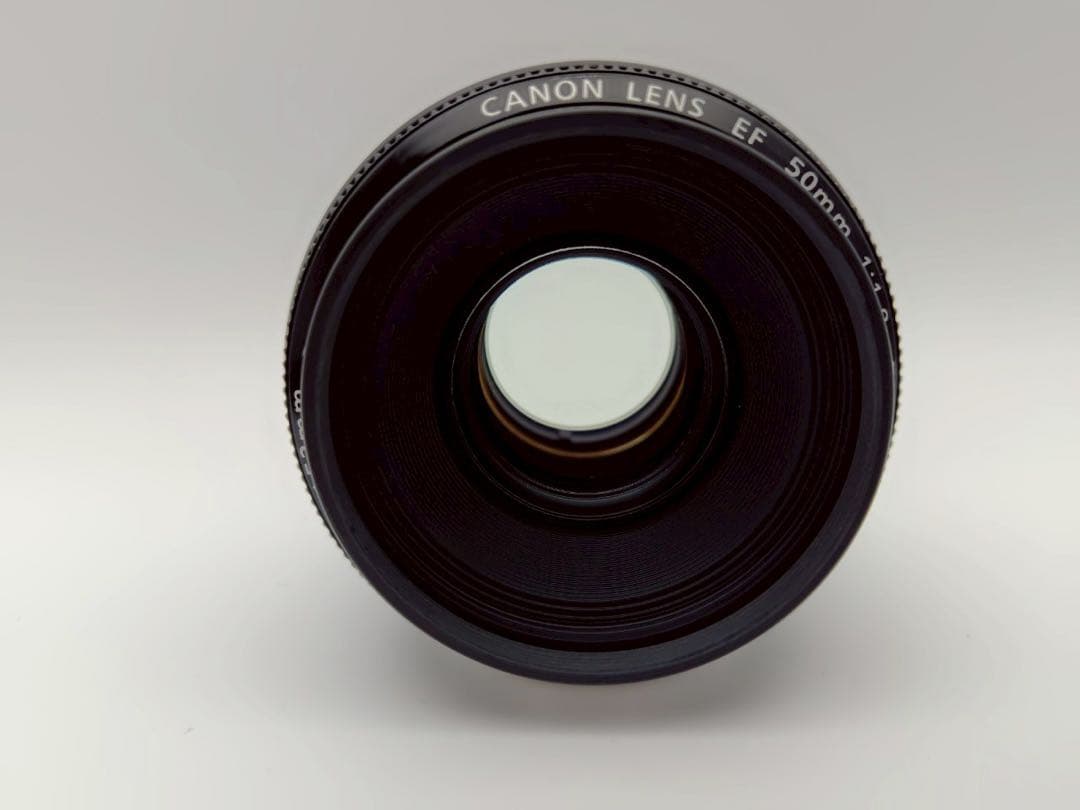 ☆美品【Canon】EF 50mm F1.8 II 単焦点 キャノン キヤノン