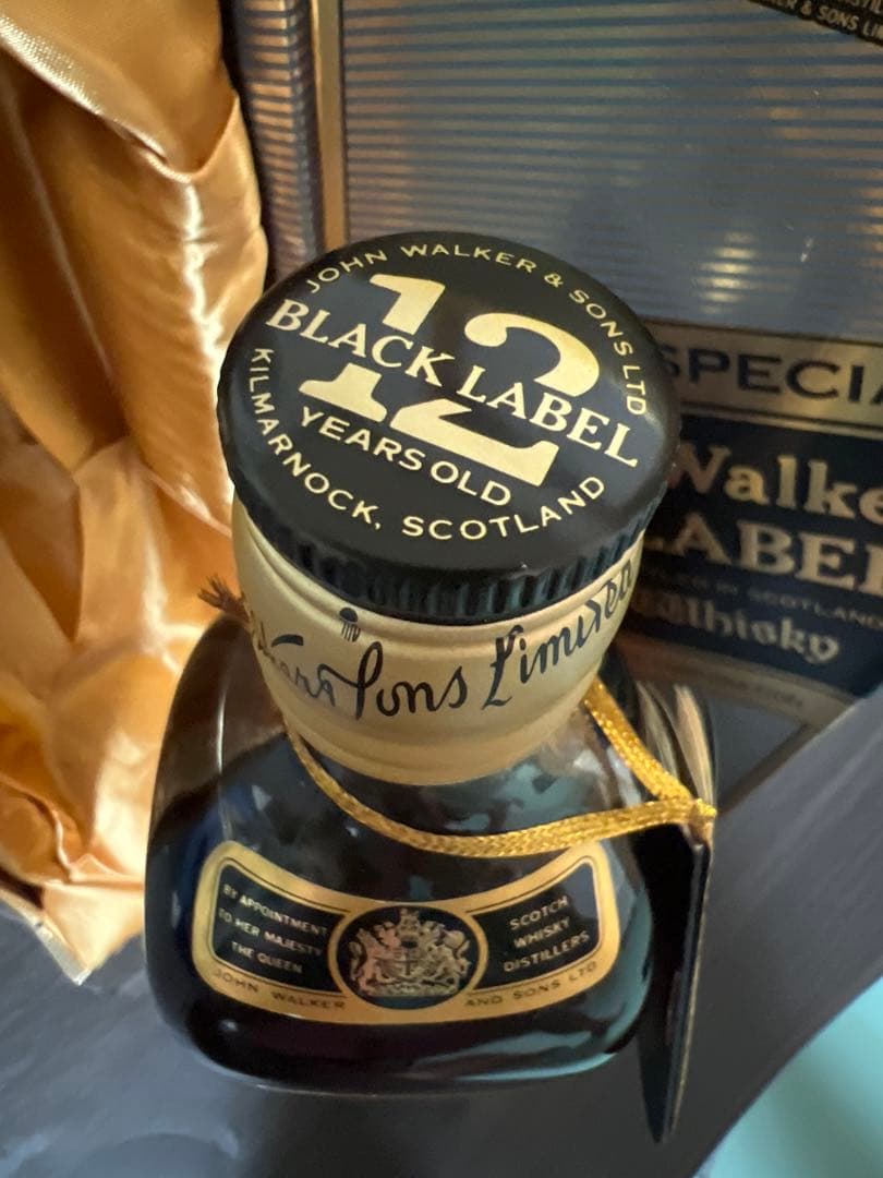 Johnnie Walker 特級 BLACK LABEL 〔Y9296〕