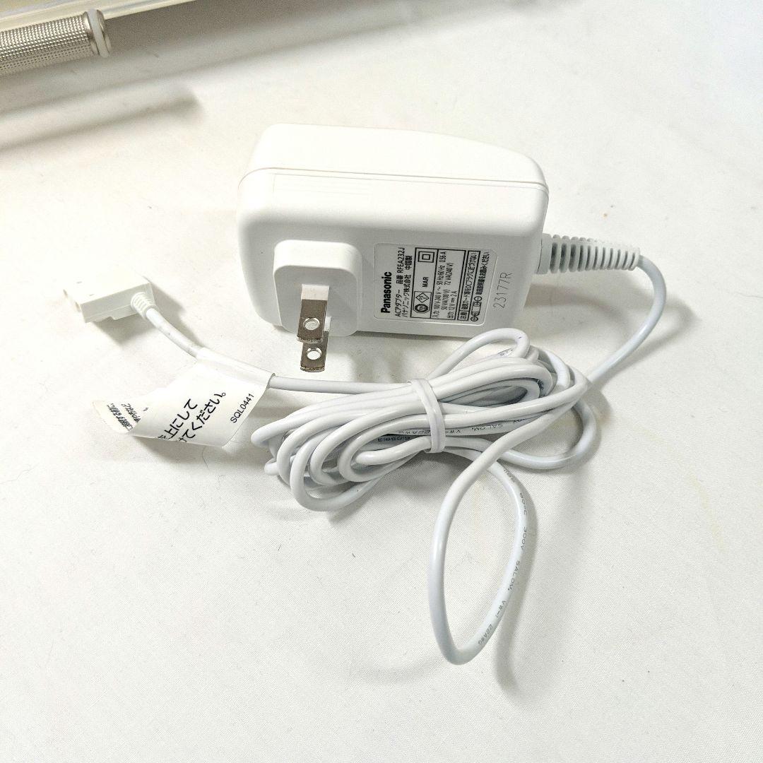 Panasonic UN-15E5D パナソニック ポーダブルデジタルテレビ