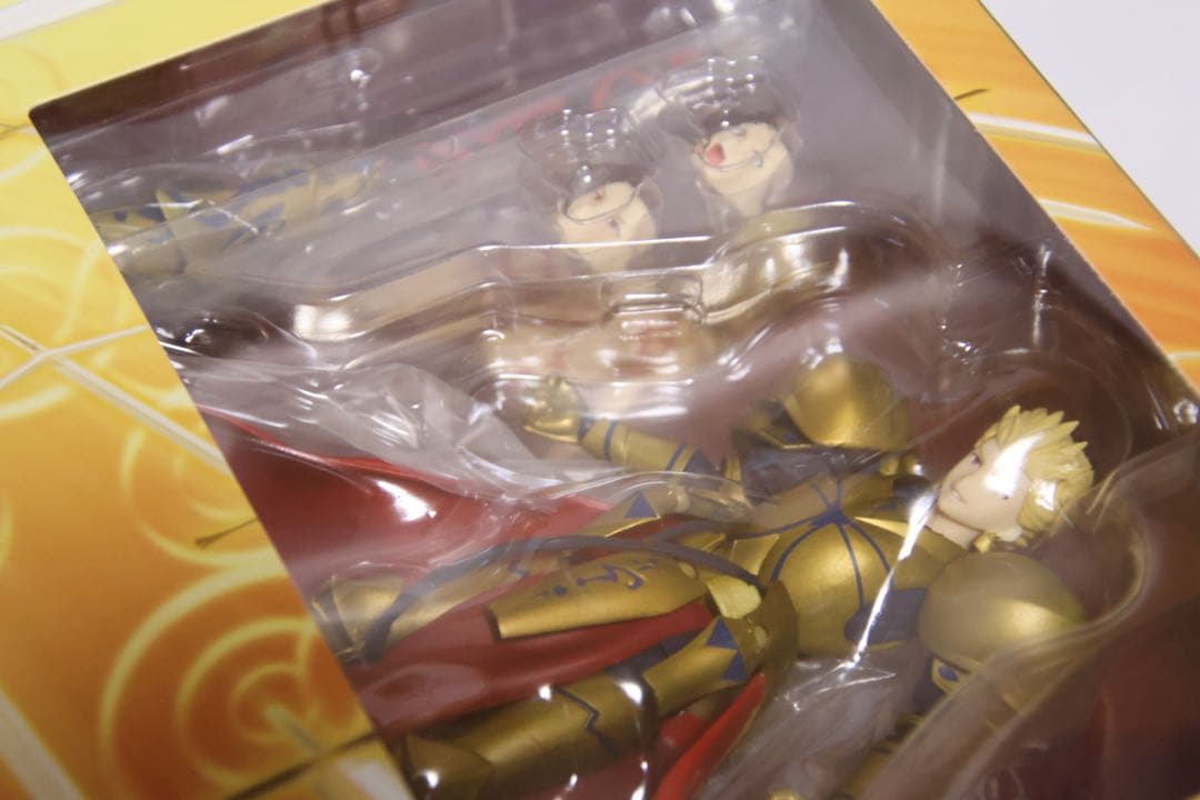 【開封・未使用】Figma 300 Fate ギルガメッシュ フィギュア＋おまけ