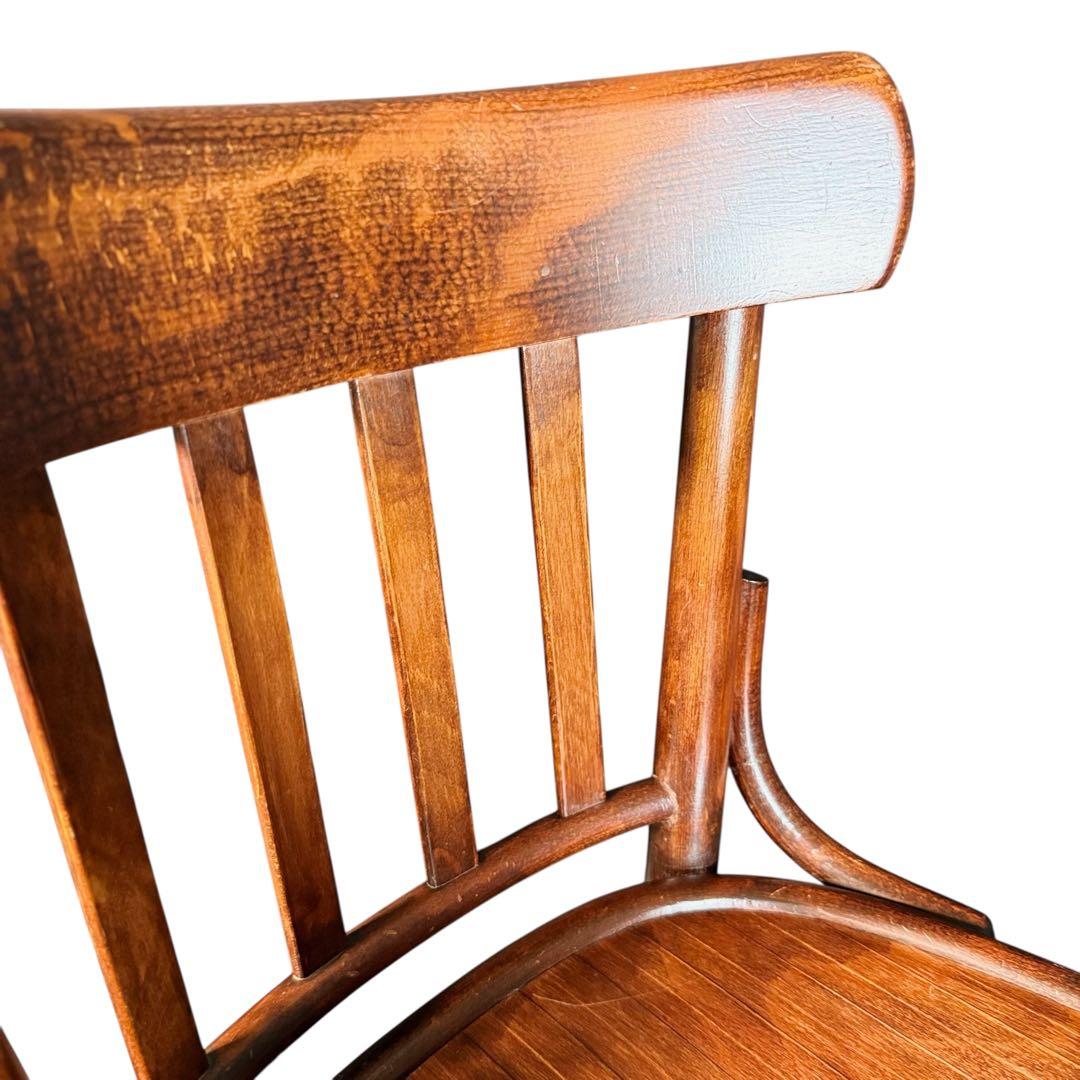 HR780 【マイナスネジ多用】　古いベントウッドチェア