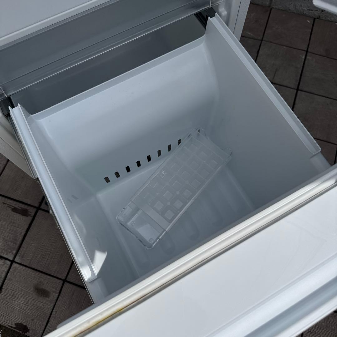 送料込 YAMADA SELECT 2022年製 冷蔵庫 156L スリムタイプ