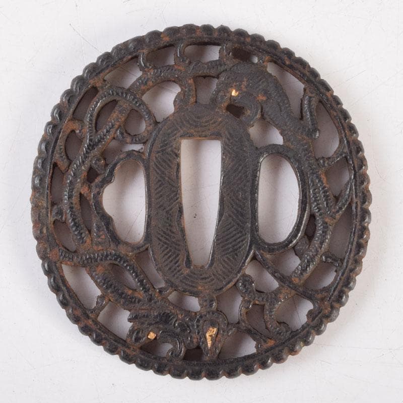 武具　刀装具　古鉄鍍金　龍彫　鍔　時代箱　C　9213