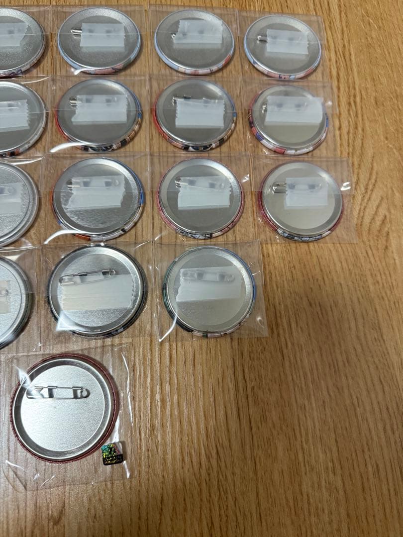 モルフォニカ缶バッジ　　31個セット