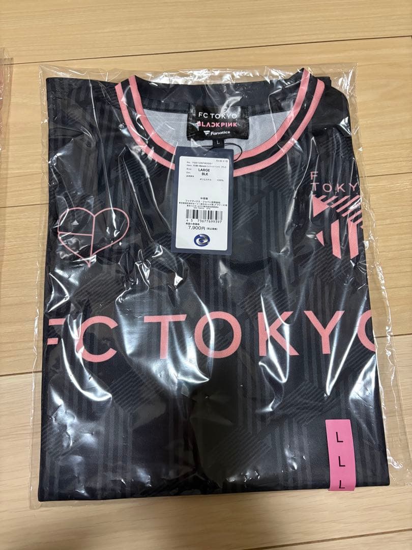 FC東京×BLACKPINK ブラック コンフィットTシャツ【Lサイズ】