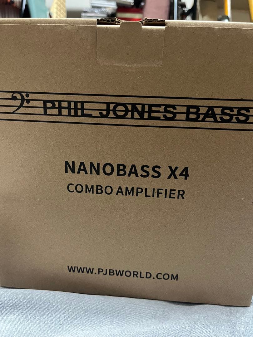 Phil Jones Bass NANOBASS X4 専用箱・付属品完備