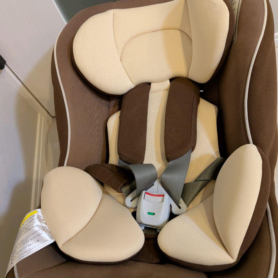 Combi コッコロEG UX マロンブラウン チャイルドシート A-