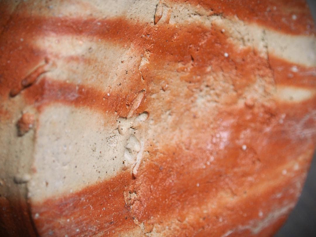 人気作家★金重有邦【師：金重素山、金重陶陽】★備前緋襷花入★共箱・布