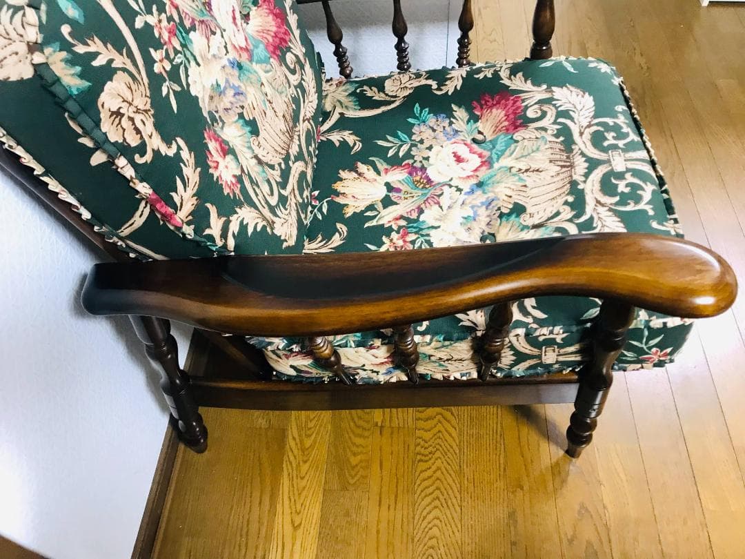 【美品】カリモク　一人用椅子